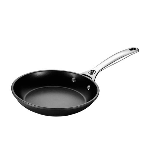Le Creuset Toughened Nonstick PRO 9.5" Fry Pan